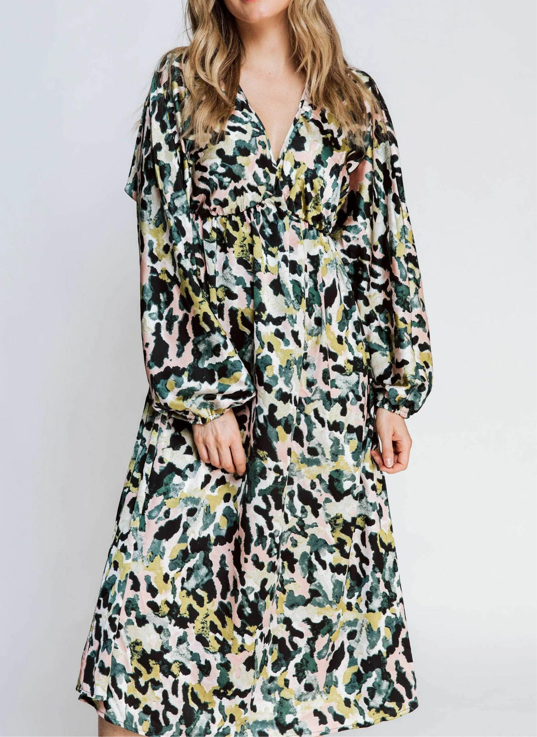 Front view of model wearing the ZHRILL Reflection Printed Dress. White background.