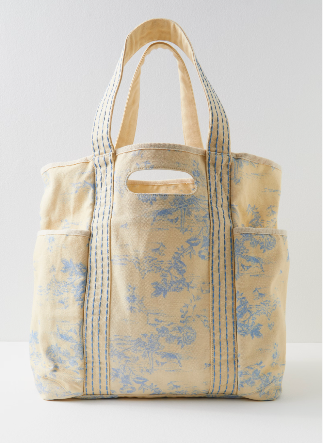 Picture of the Printed Caravan Tote