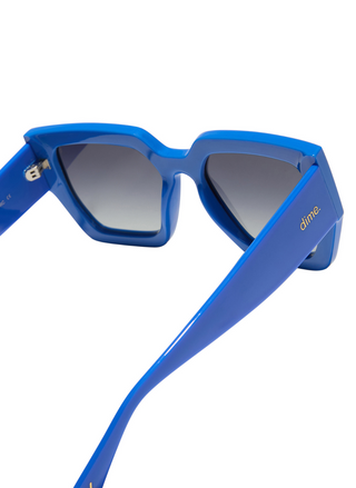 DIME HIGHLAND POOL HOUSE & GREY GRADIENT - POLARIZED