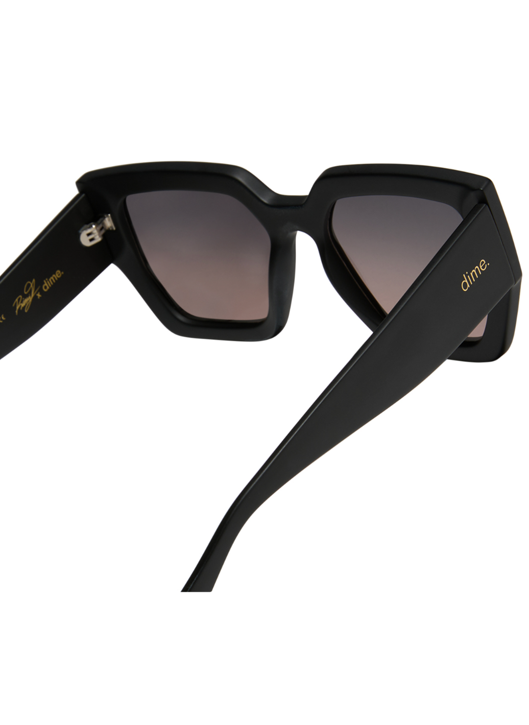 SHE'S A 10 MATTE BLACK + ORCHID GRADIENT POLARIZED