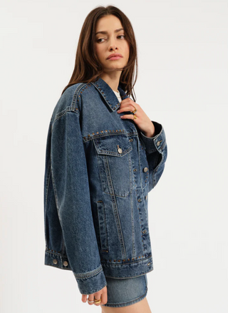 Side view of Daze Denim Beau Denim Jacket styled with casual outfit