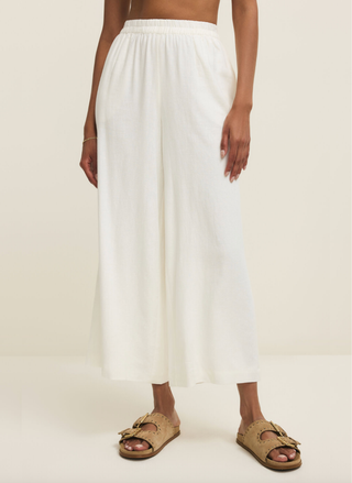 Z Supply Scout Linen Pant in white worn on a model with a white background