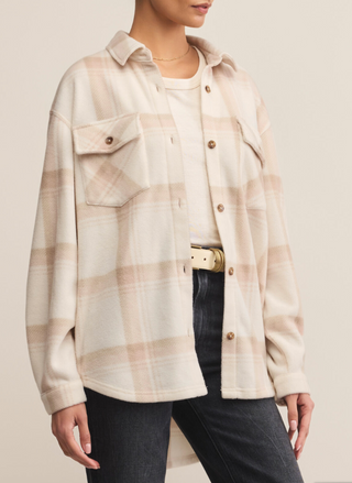 Front view of Z Supply Hiker Two Toned Fleece Jacket in beige plaid with chest pockets.